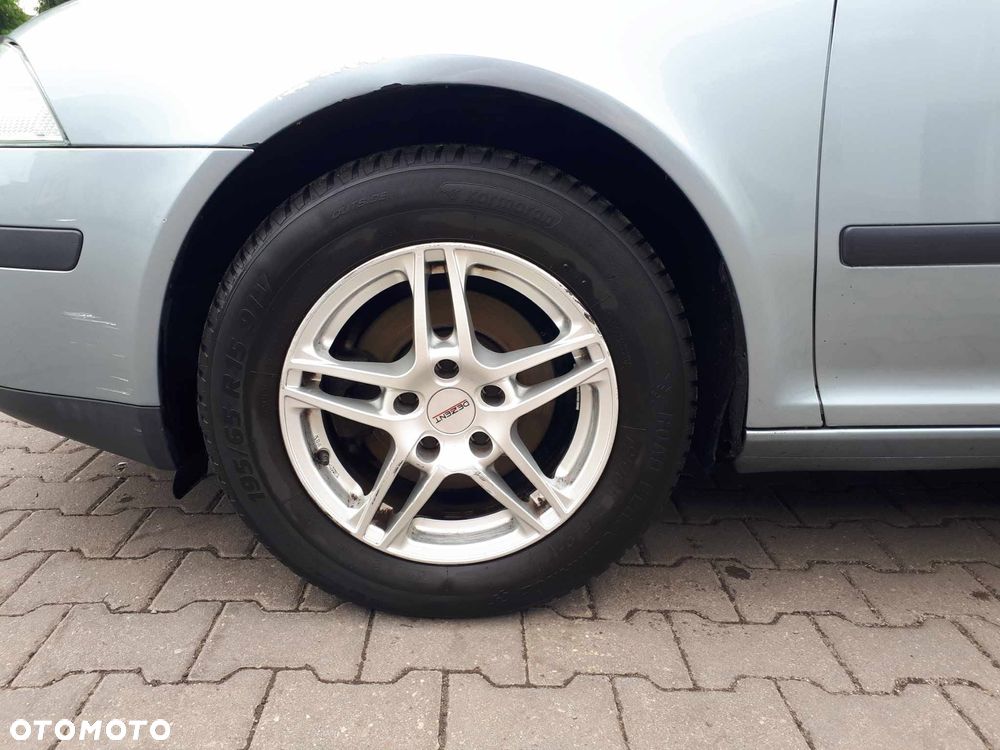 Skoda Octavia 1.6 FSI Ambiente - 9