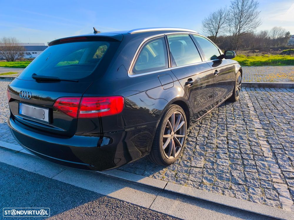 Audi A4 Avant 2.0 TDI Business Line Advance - 4