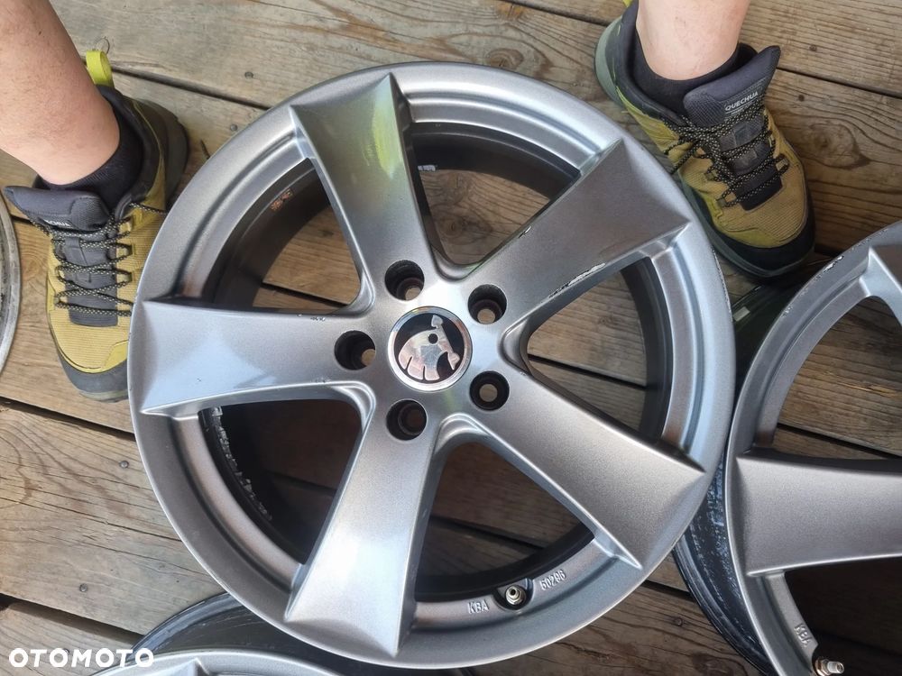 VW PASSAT,TIGUAN,SEAT ALHAMBRA,SKODA,AUDI A4 alu 7X17 ET38 5X112 db stan - 9