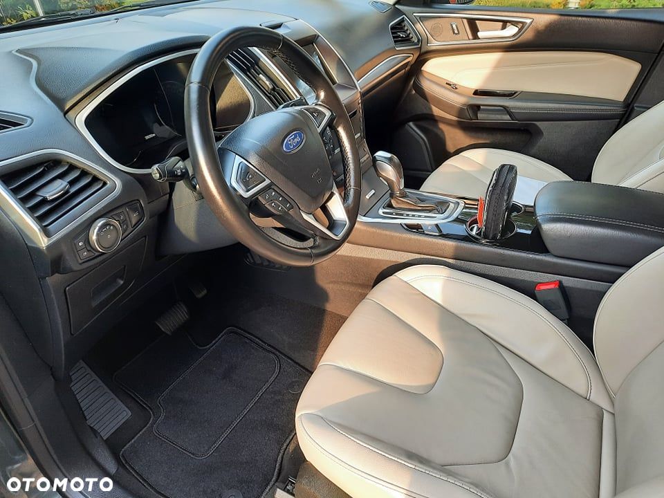 Ford S-Max 2.0 TDCi Titanium PowerShift - 8