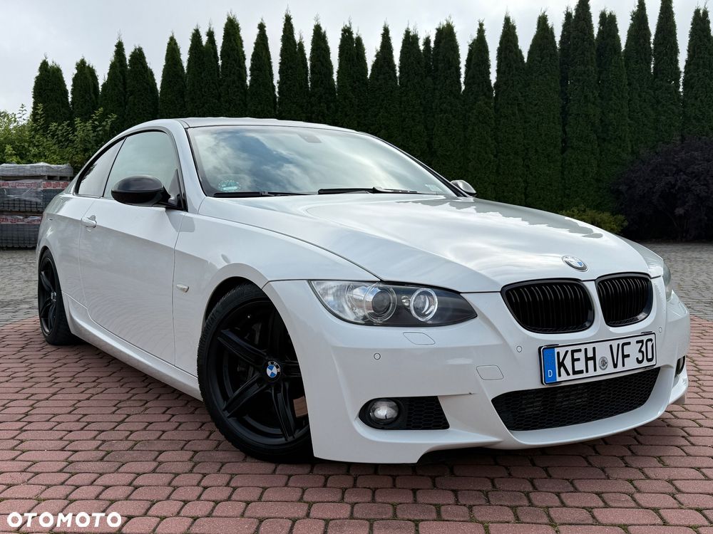 BMW Seria 3 330d Coupe M Sport Edition - 3