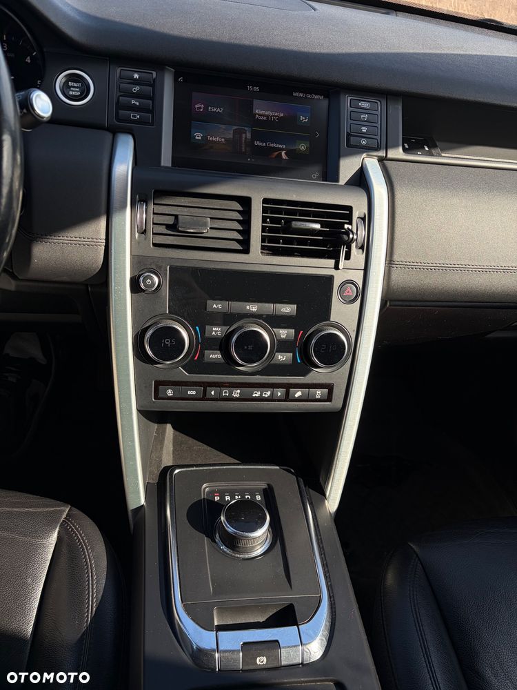 Land Rover Discovery Sport - 16