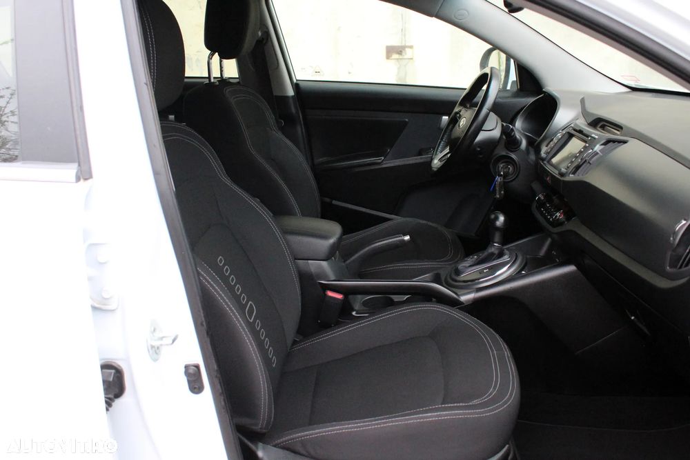 Kia Sportage 2.0 CRDI AWD Aut. Spirit - 7