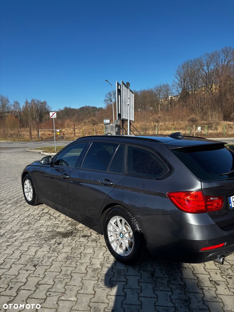 BMW Seria 3 320d Efficient Dynamics - 4
