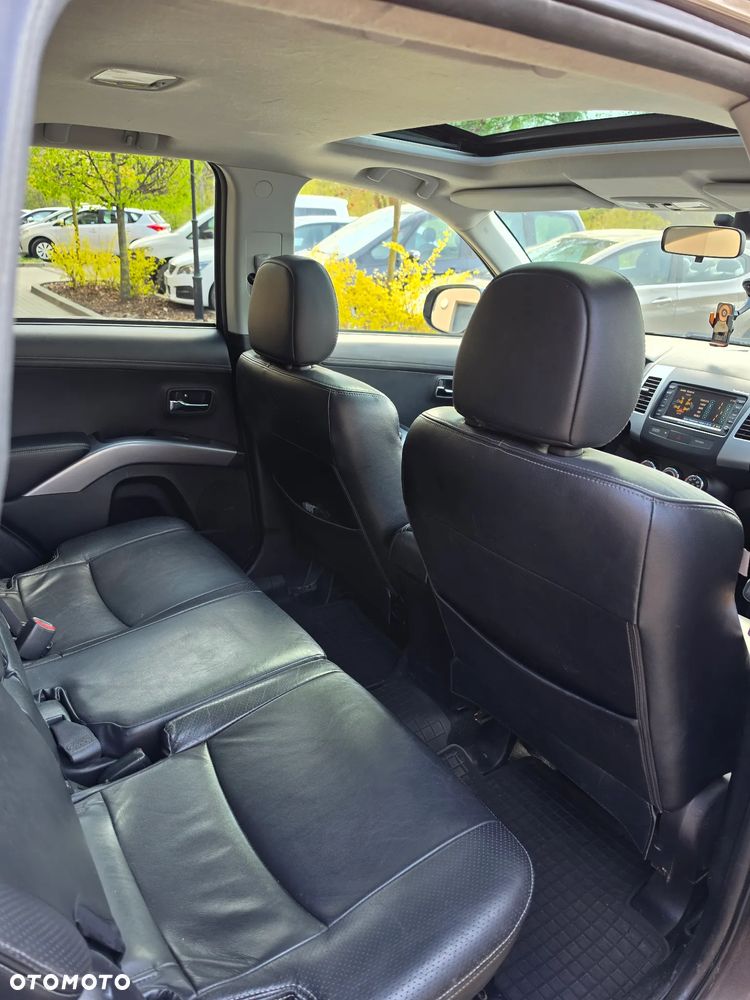 Mitsubishi Outlander 2.2 DID Instyle NAVI EU5 TC-SST - 7