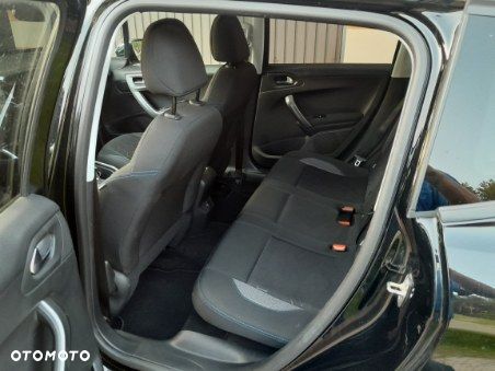 Peugeot 2008 1.2 Pure Tech Style - 8