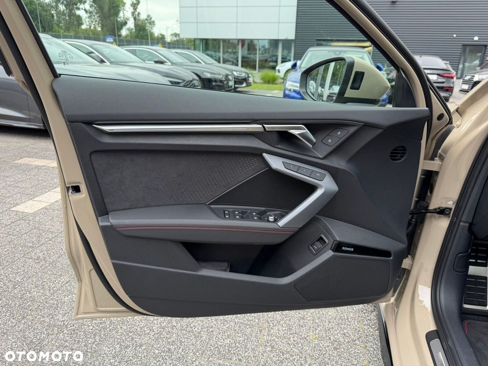 Audi S3 Limousine - 11
