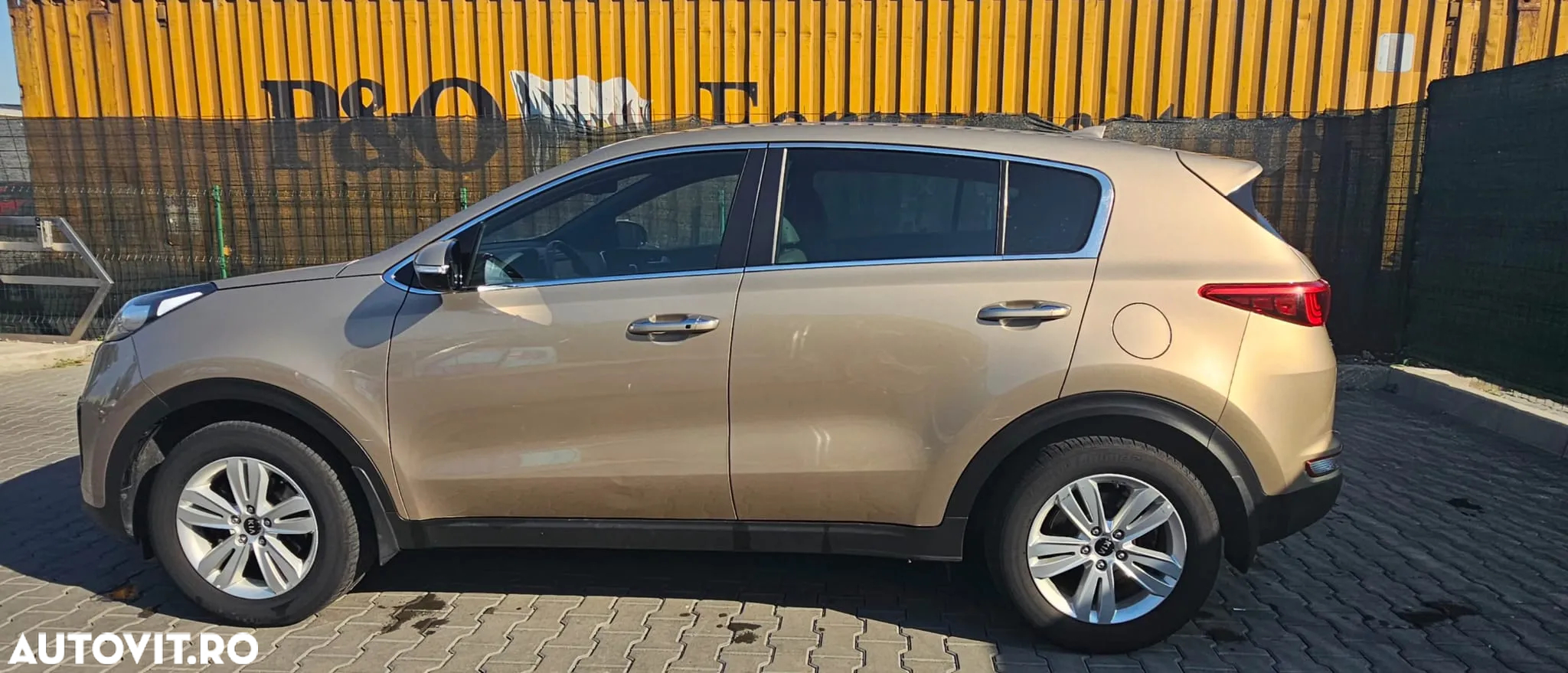 Kia Sportage 1.6 GDI 6MT 4x2 Style - 4