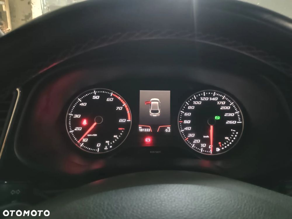 Seat Leon 2.0 TSI DSG OPF FR - 9