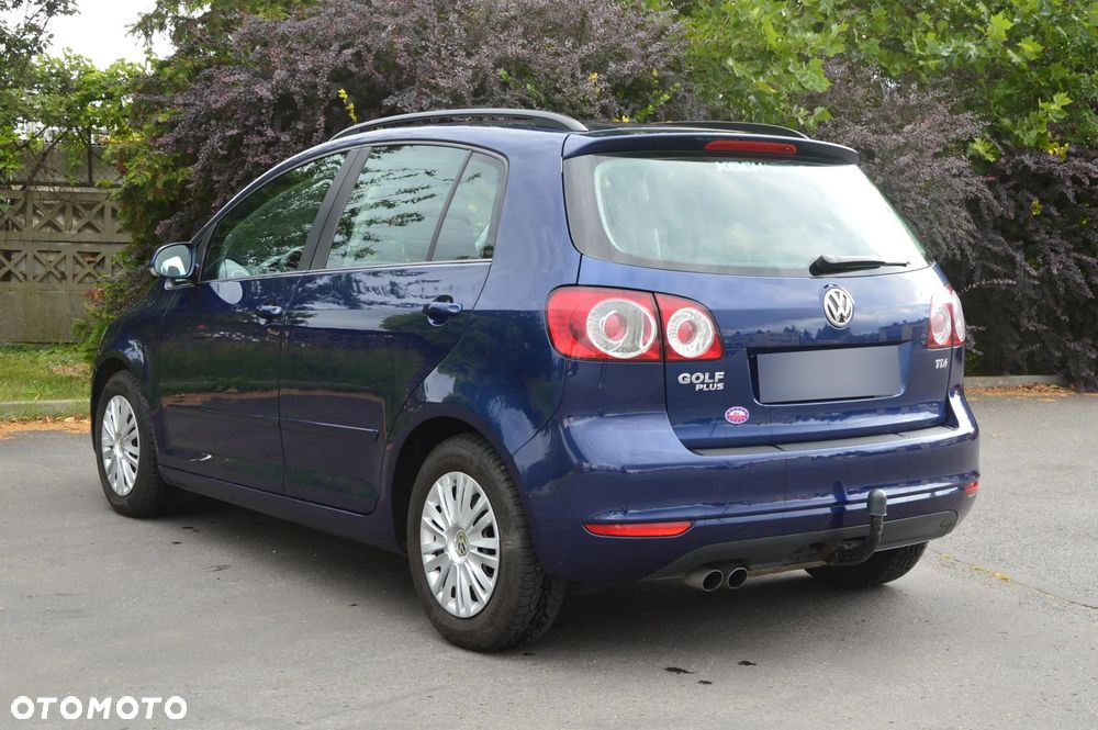 Volkswagen Golf Plus 2.0 TDI Comfortline - 3