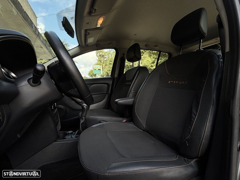 Dacia Sandero 0.9 TCe Stepway - 9