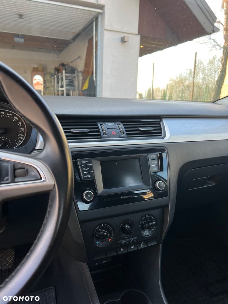 Skoda RAPID 1.6 TDI DPF Ambition - 12