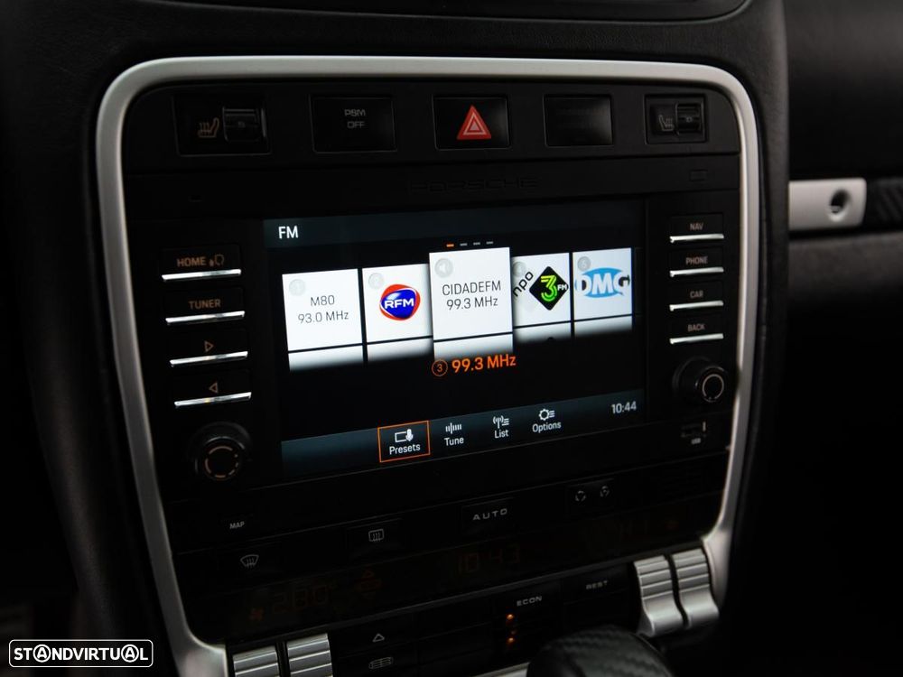 Porsche Cayenne Turbo - 26