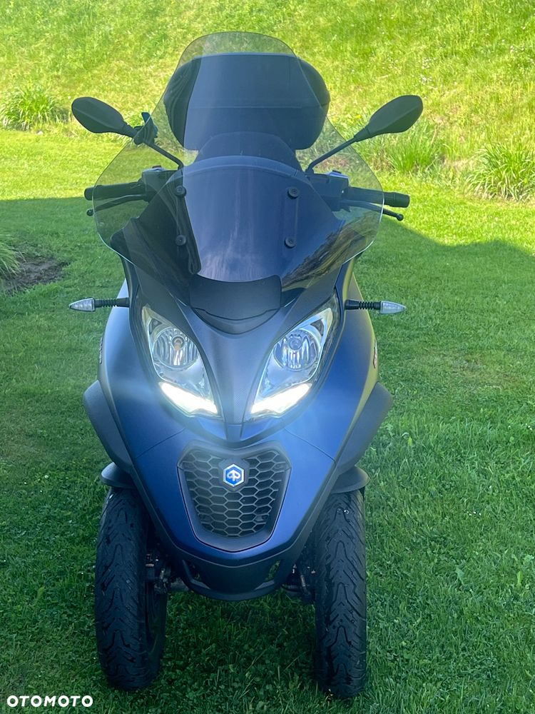 Piaggio MP-3 - 2