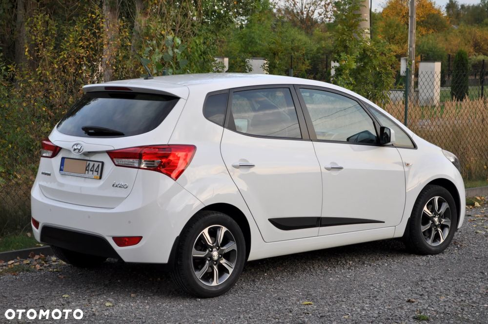 Hyundai ix20 1.6 Premium - 29