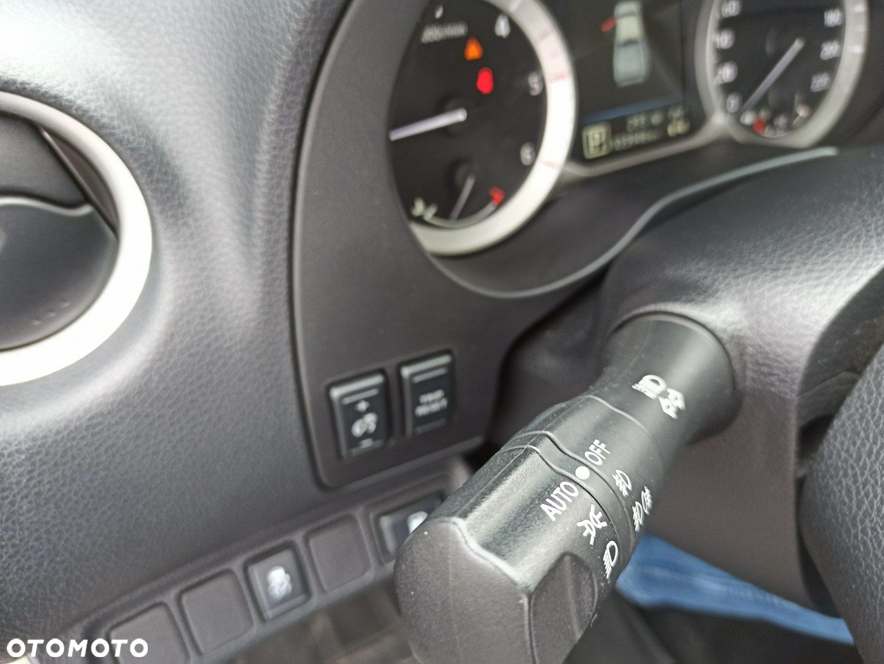 Nissan Navara - 23