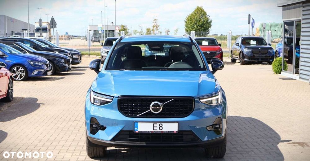 Volvo XC 40 - 3