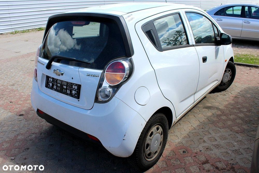 Chevrolet Spark M300 2011 1.0i B10D1 HB5D (MASKA, ZDERZAK, LAMPA, BŁOTNIK, DRZWI, SZYBA, FOTEL) - 5