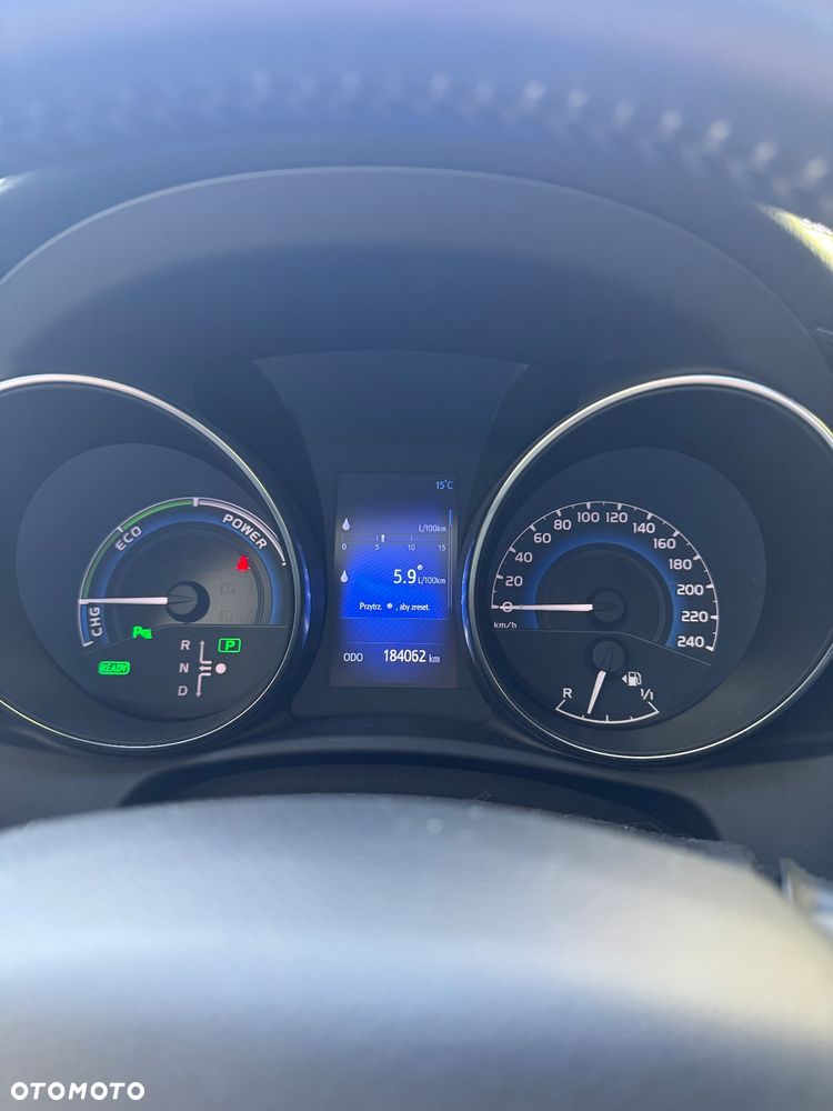 Toyota Auris Hybrid 135 Prestige - 11