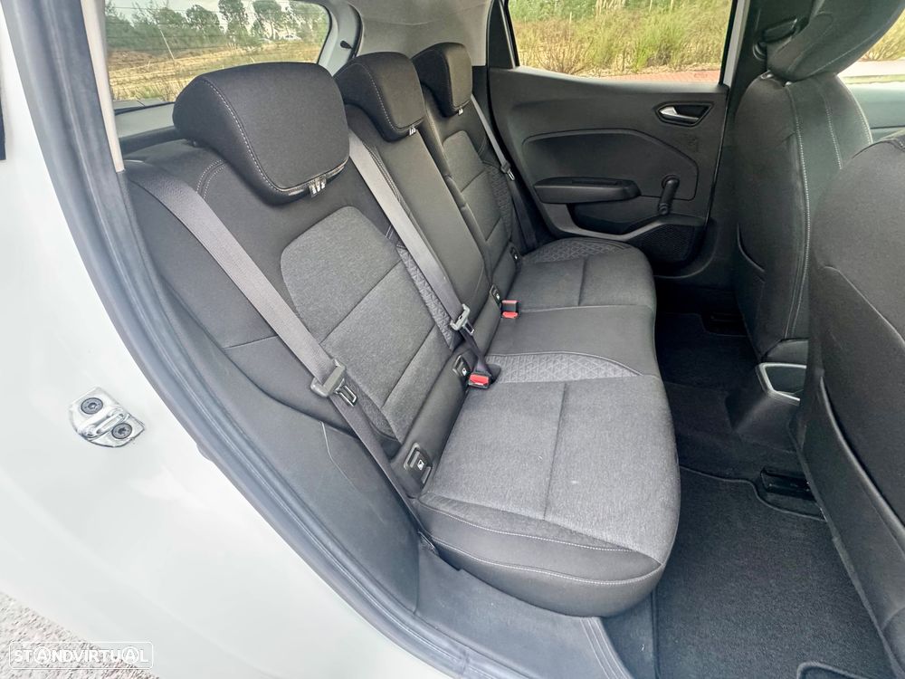 Renault Clio 1.5 Blue dCi Limited - 11