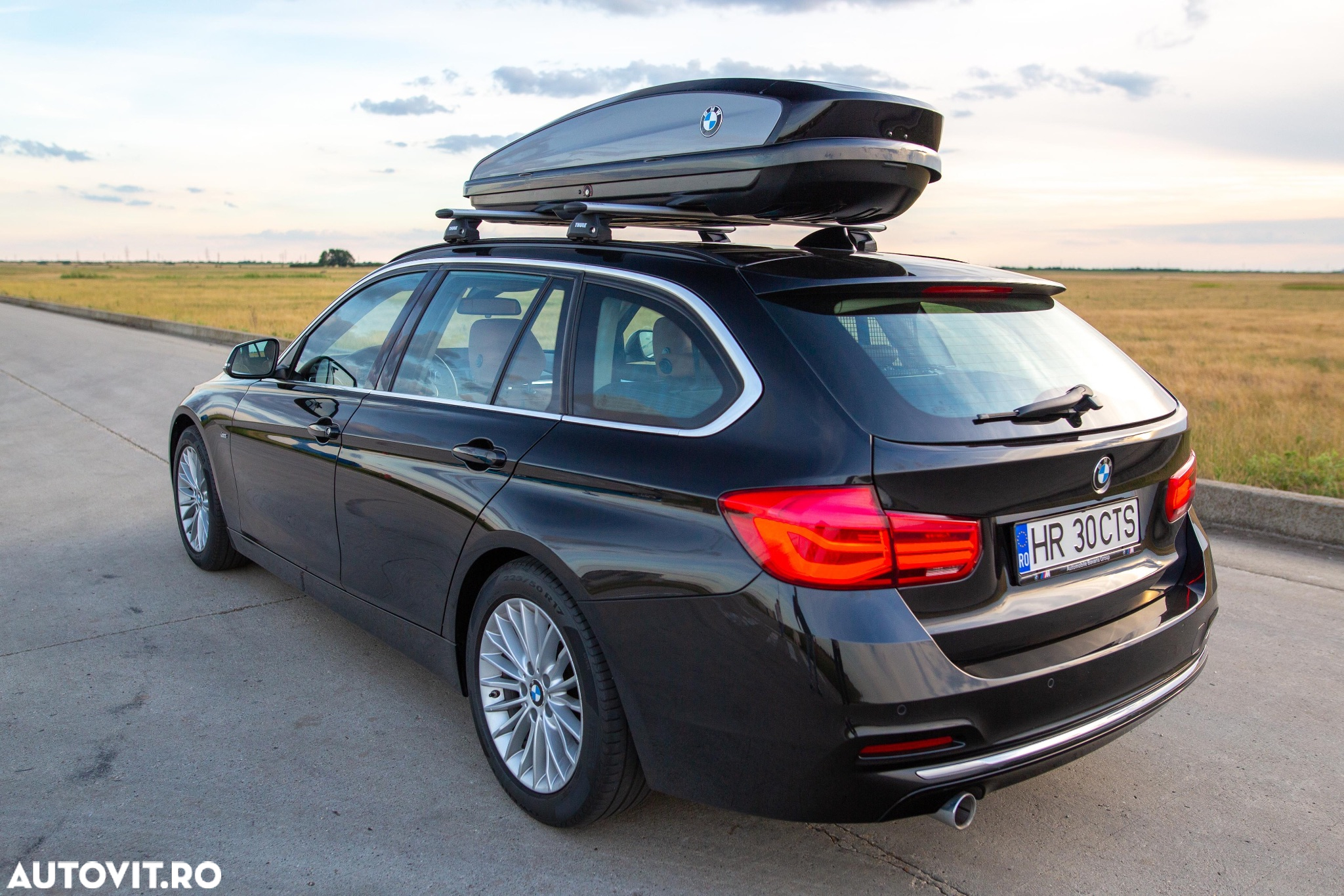 BMW Seria 3 318d Touring Aut. Luxury Line - 7