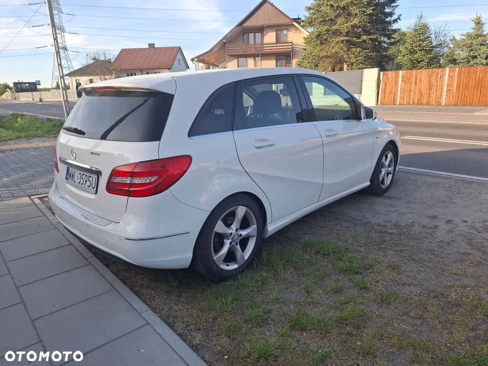 Mercedes-Benz Klasa B 180 CDI 7G-DCT - 2