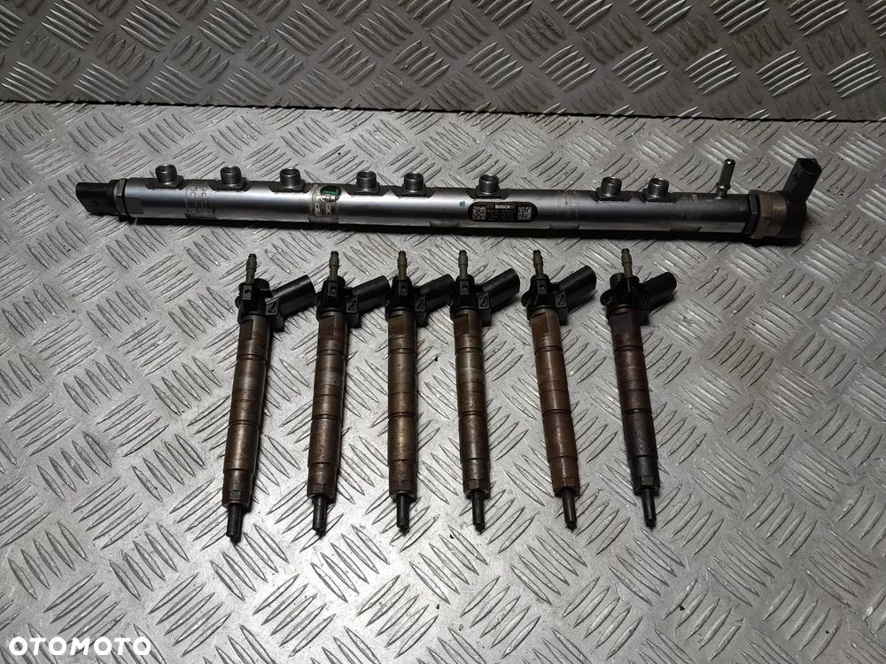 BMW E92 UKŁAD WTRYSKOWY LISTWA WTRYSKOWA 3.0 DIESEL N57 780012401 7805428-01 - 1