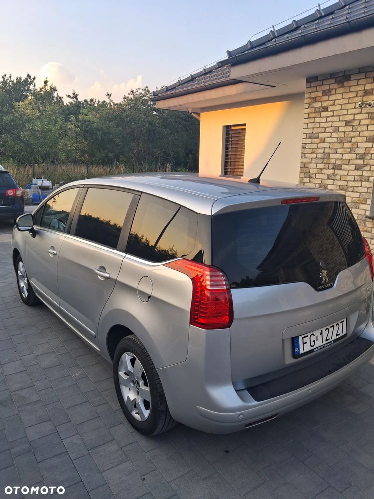 Peugeot 5008 2.0 HDi Active 7os - 2