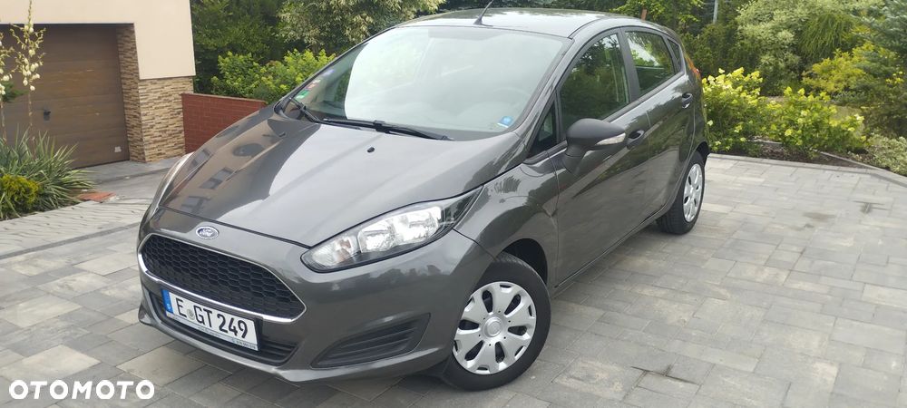 Ford Fiesta 1.25 Celebration - 13