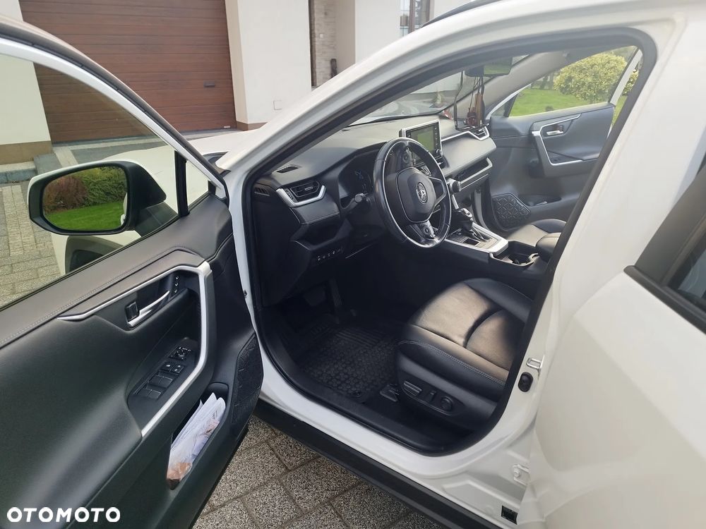 Toyota RAV4 ver-2-5-hybrid-executive-4x2 - 6