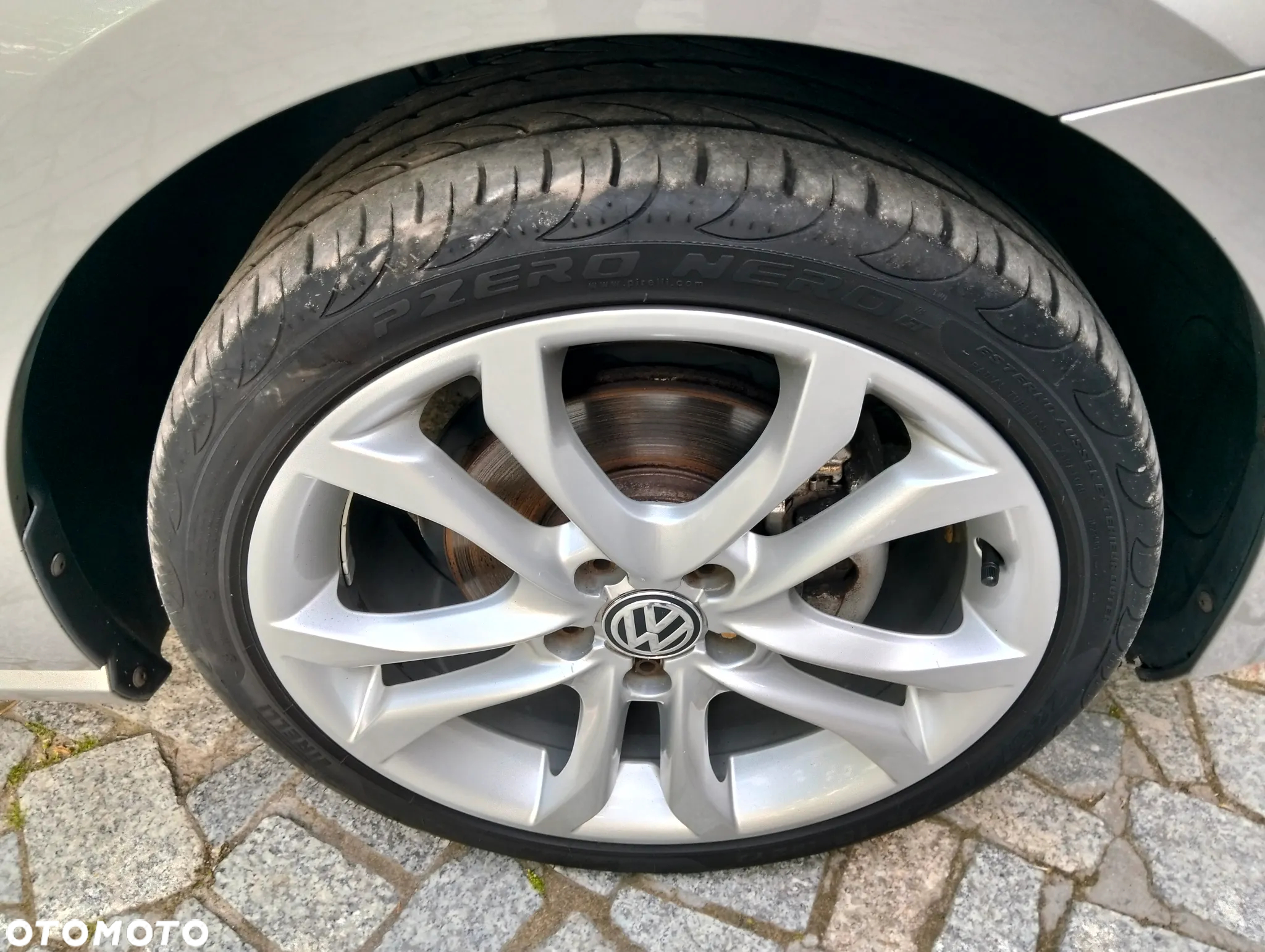 Volkswagen Golf VI 1.6 TDI Highline - 27