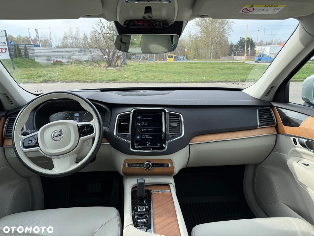 Volvo XC 90 T8 AWD Recharge Geartronic Inscription Edition - 13