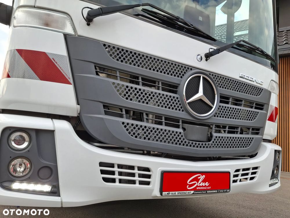 Mercedes-Benz Econic 1827 Zamiatarka FAUN Viajet EURO 6 PM10 Dodatkowy Silnik W Zabudowie Dodatkowa Szczotka Odchwaszczarka Dodatkowy Zbiornik Wody Rura do Liści Studzienek Samochód Jak Nowy 860 km Przebiegu 2023 Rok Zamiatarka Uliczna - 12