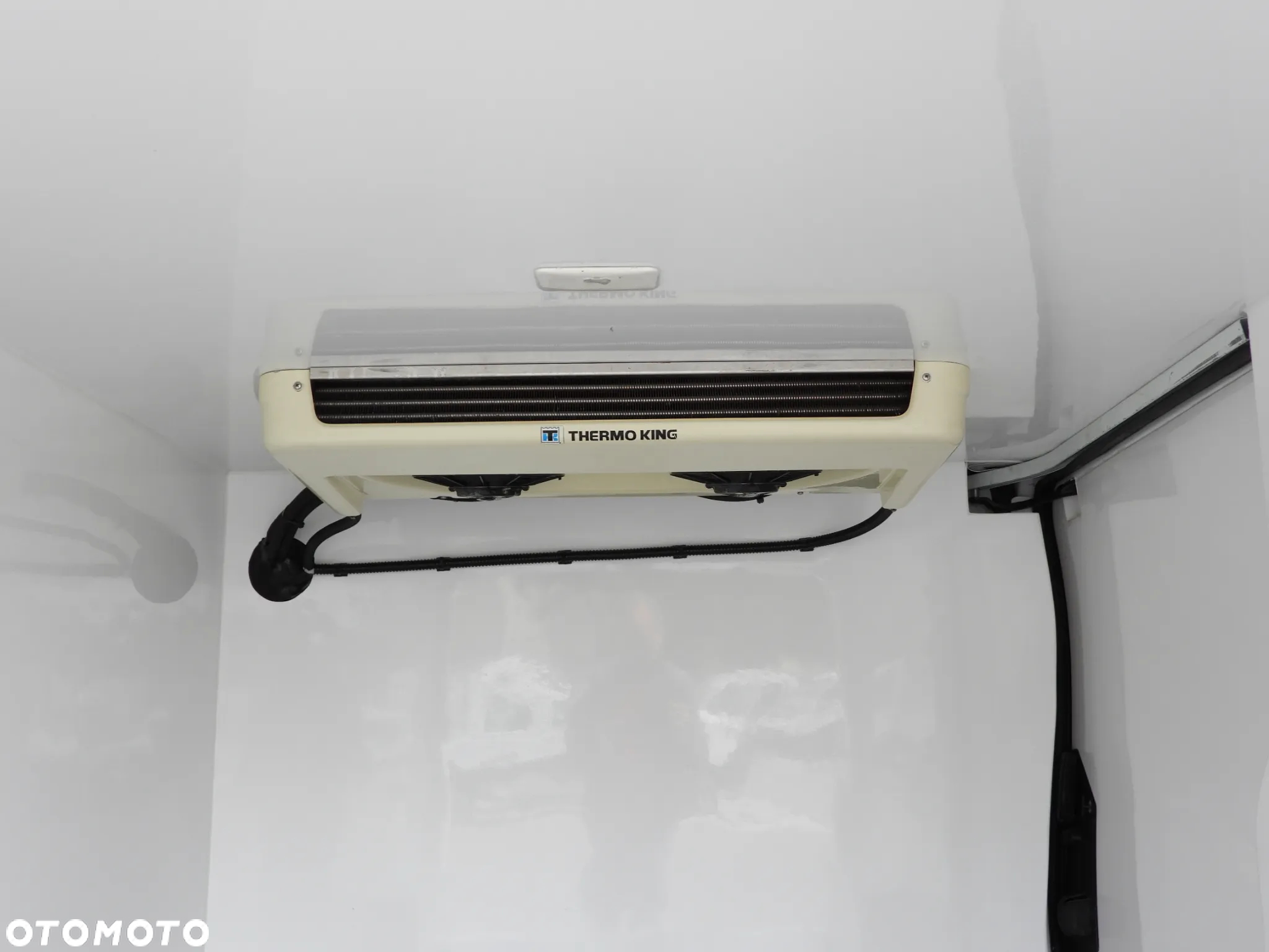Renault TRAFIC  FURGON CHŁODNIA 0*C TEMPOMAT LEDY KLIMATYZACJA 120KM [ 895067 ] - 25