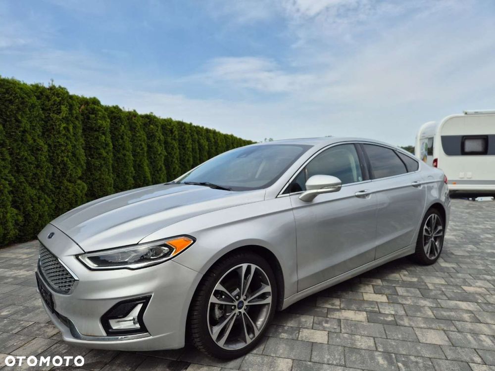 Ford Fusion 2.0 EcoBoost Titanium - 4