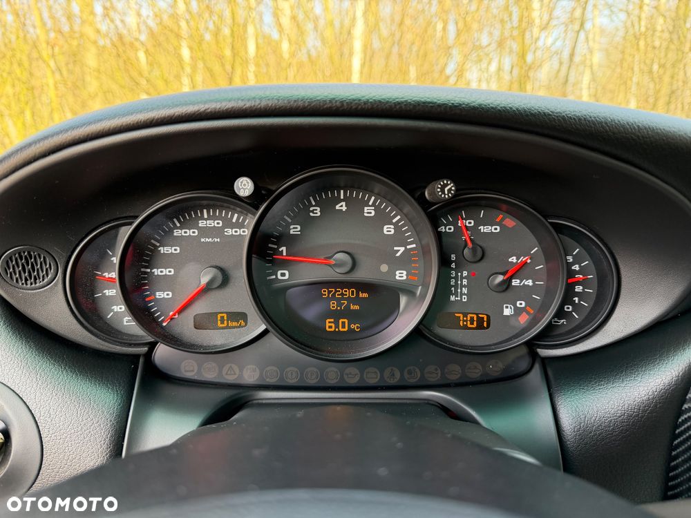 Porsche 911 - 17