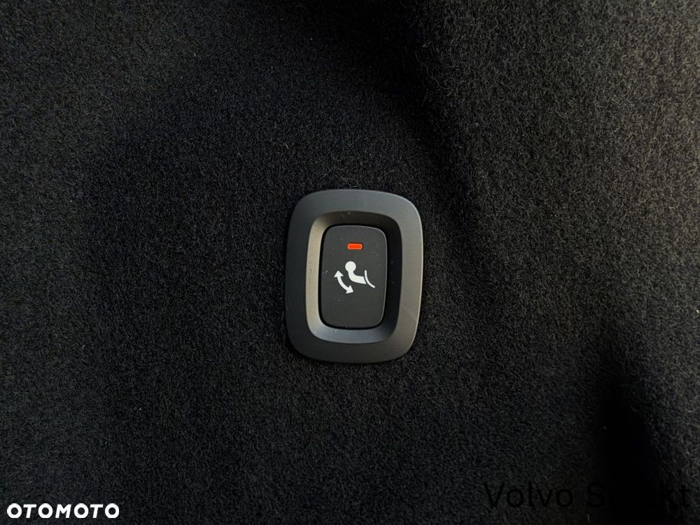 Volvo XC 60 2025