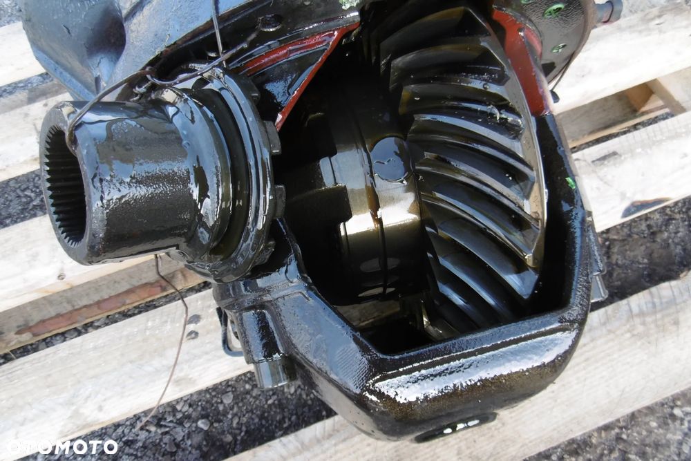 Wkład mostu dyfer  Iveco Trakker Eurotrakker 6x6 8x8 - 4