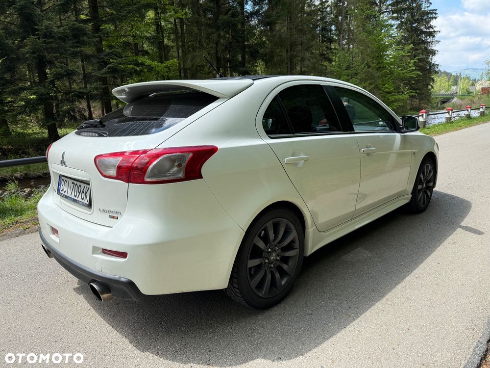 Mitsubishi Lancer - 4