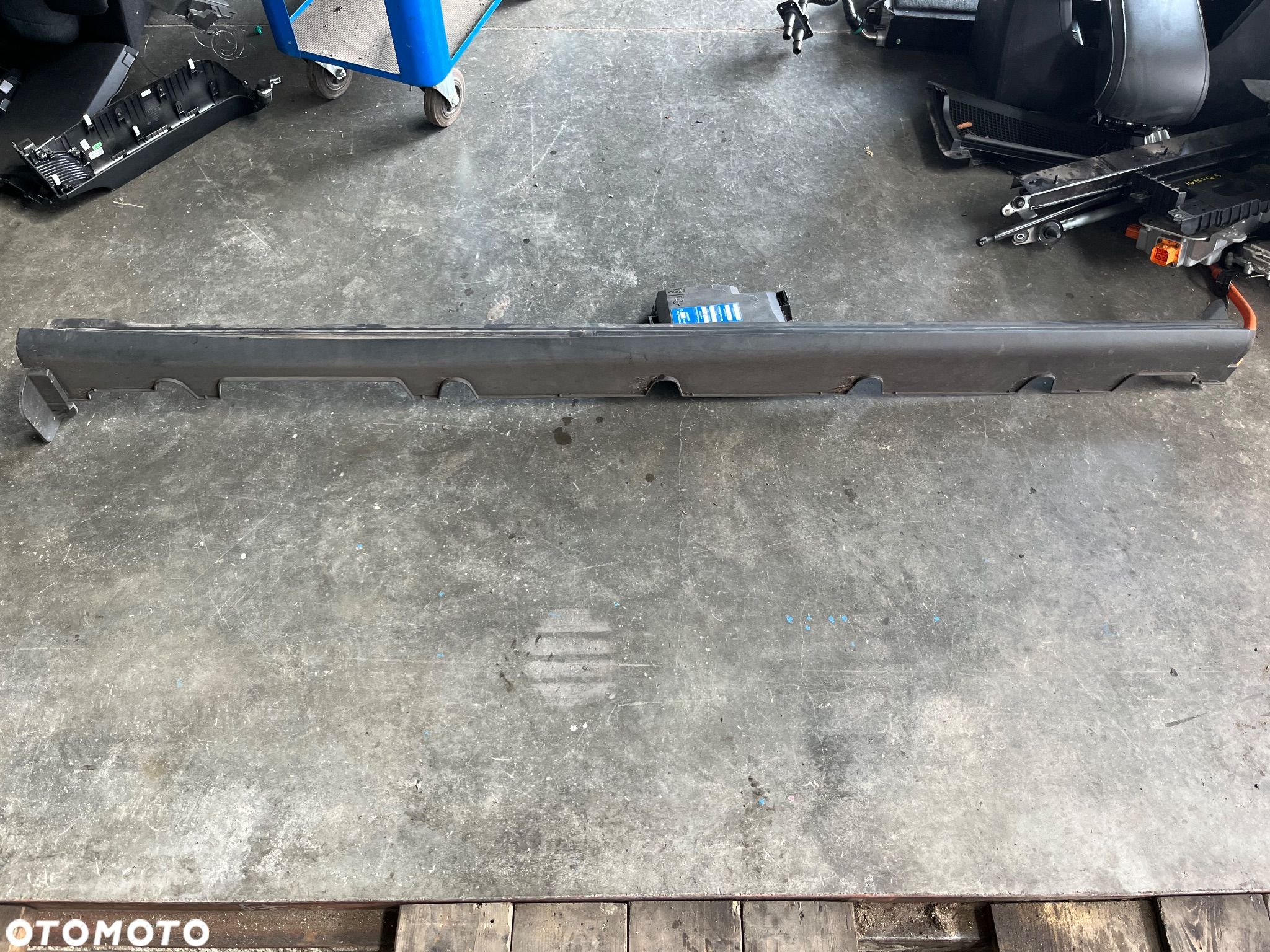 Listwa progowa prawa Hyundai IONIQ 5 - 1