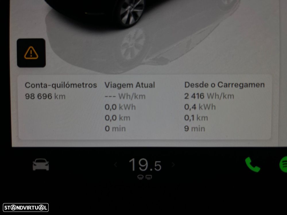 Tesla Model Y Standard - 36
