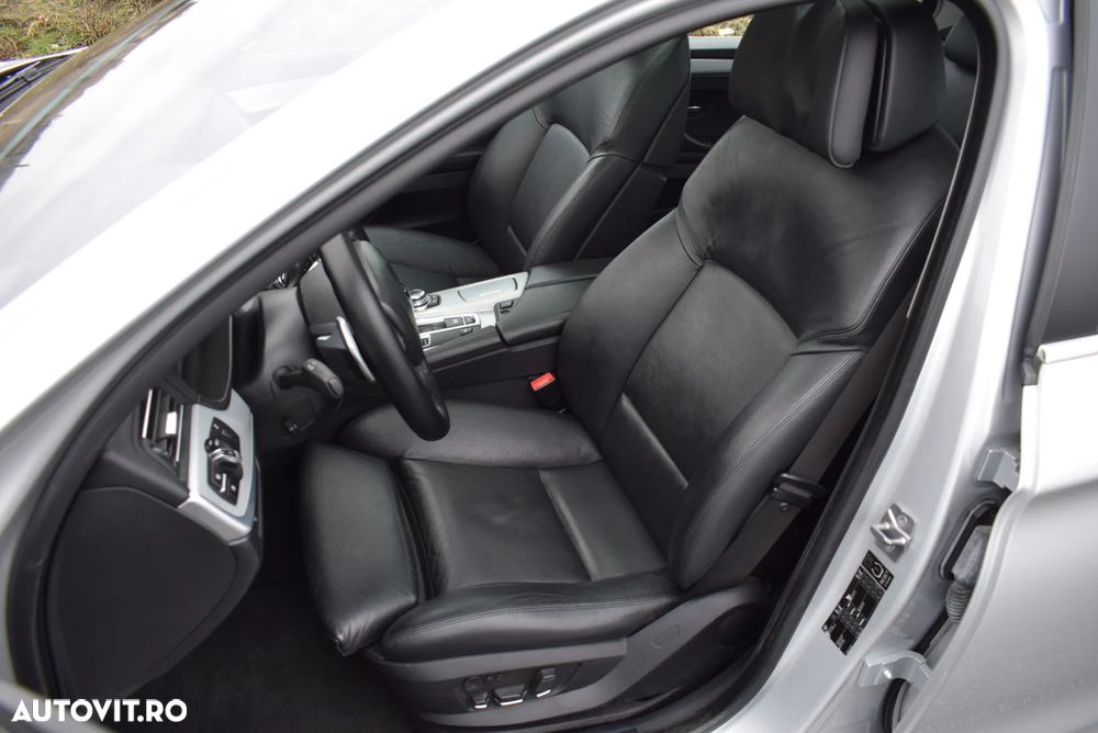 BMW Seria 5 525d Sport-Aut. - 11