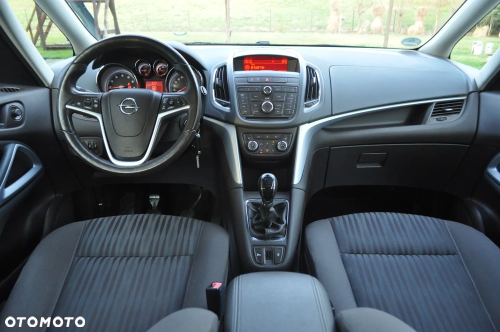 Opel Zafira Tourer 1.4 Turbo Edition - 26