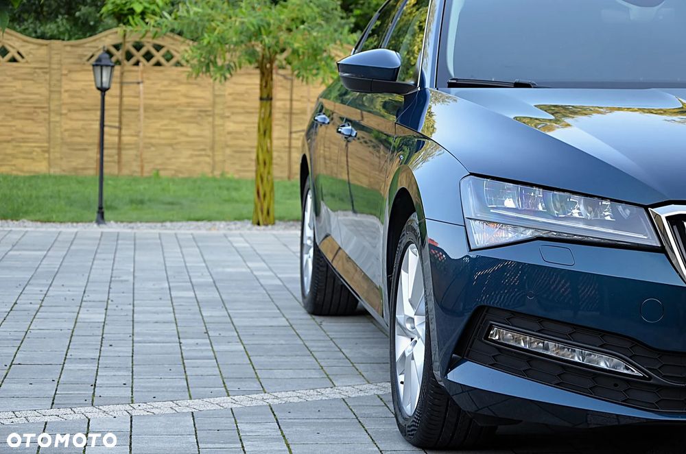 Skoda Superb 2.0 TDI SCR Active DSG - 11