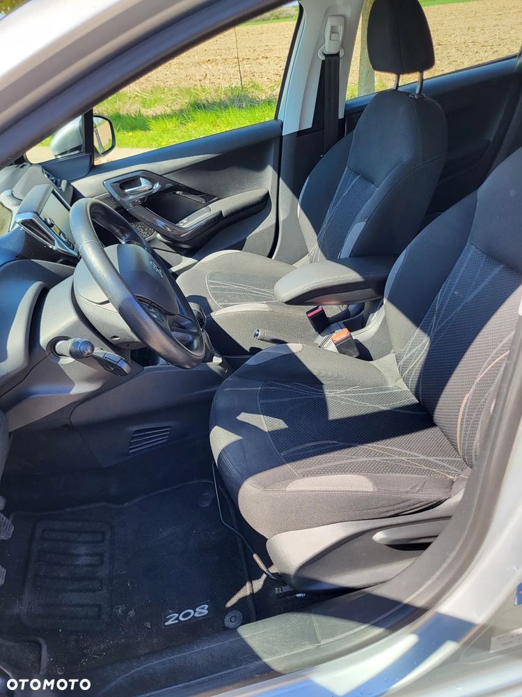 Peugeot 208 1.4 VTi Active - 15
