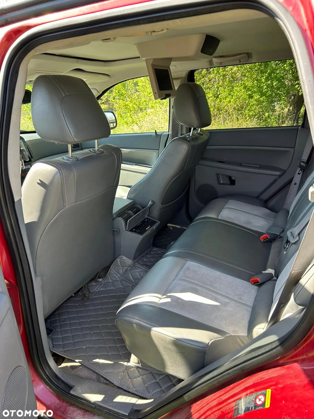 Jeep Grand Cherokee 5.7 V8 Overland - 35