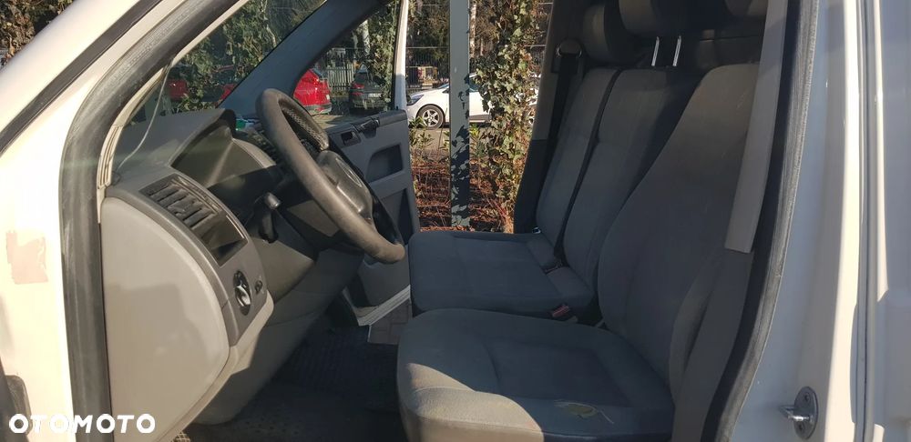 Volkswagen Transporter T5 - 15