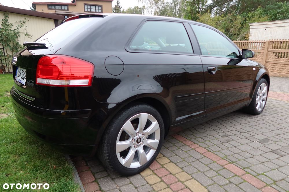Audi A3 3-drzwiowe 1.6 Ambition - 6
