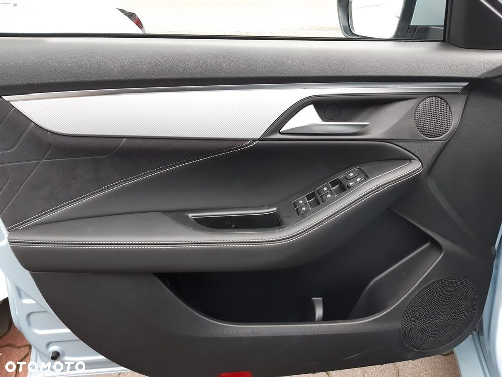JAC J7 Plus CVT - 9