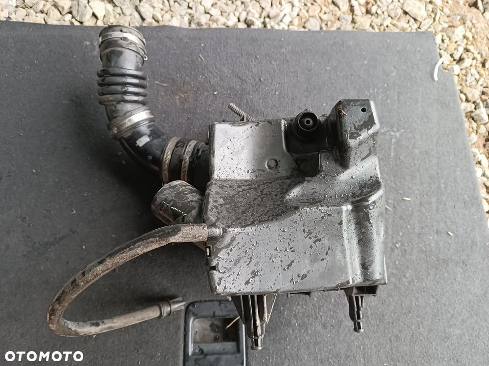 FILTR POWIETRZA OBUDOWA OPEL CORSA E 1.3 CDTI - 2